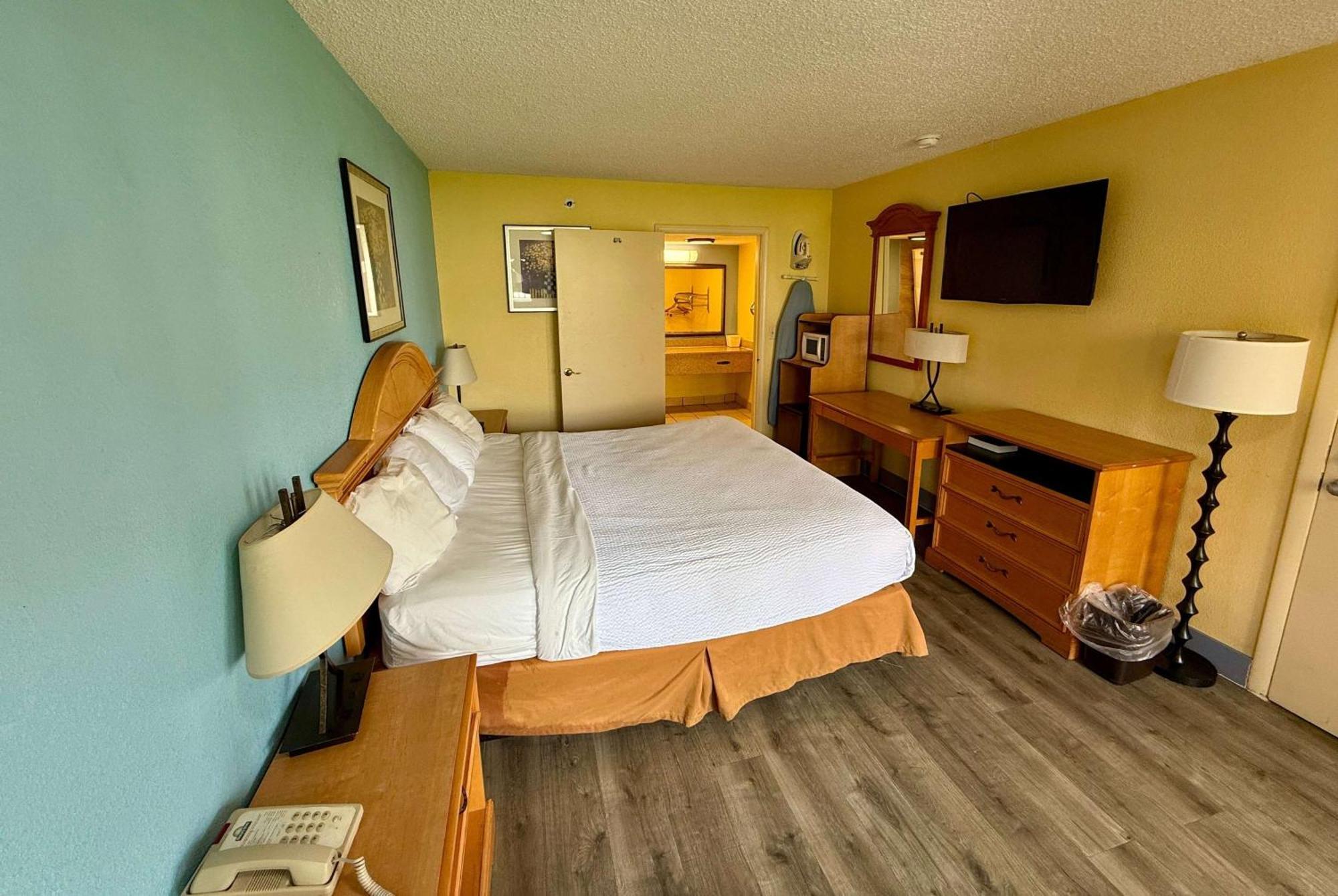Days Inn By Wyndham Ruther Glen Kings Dominion Area Exterior foto
