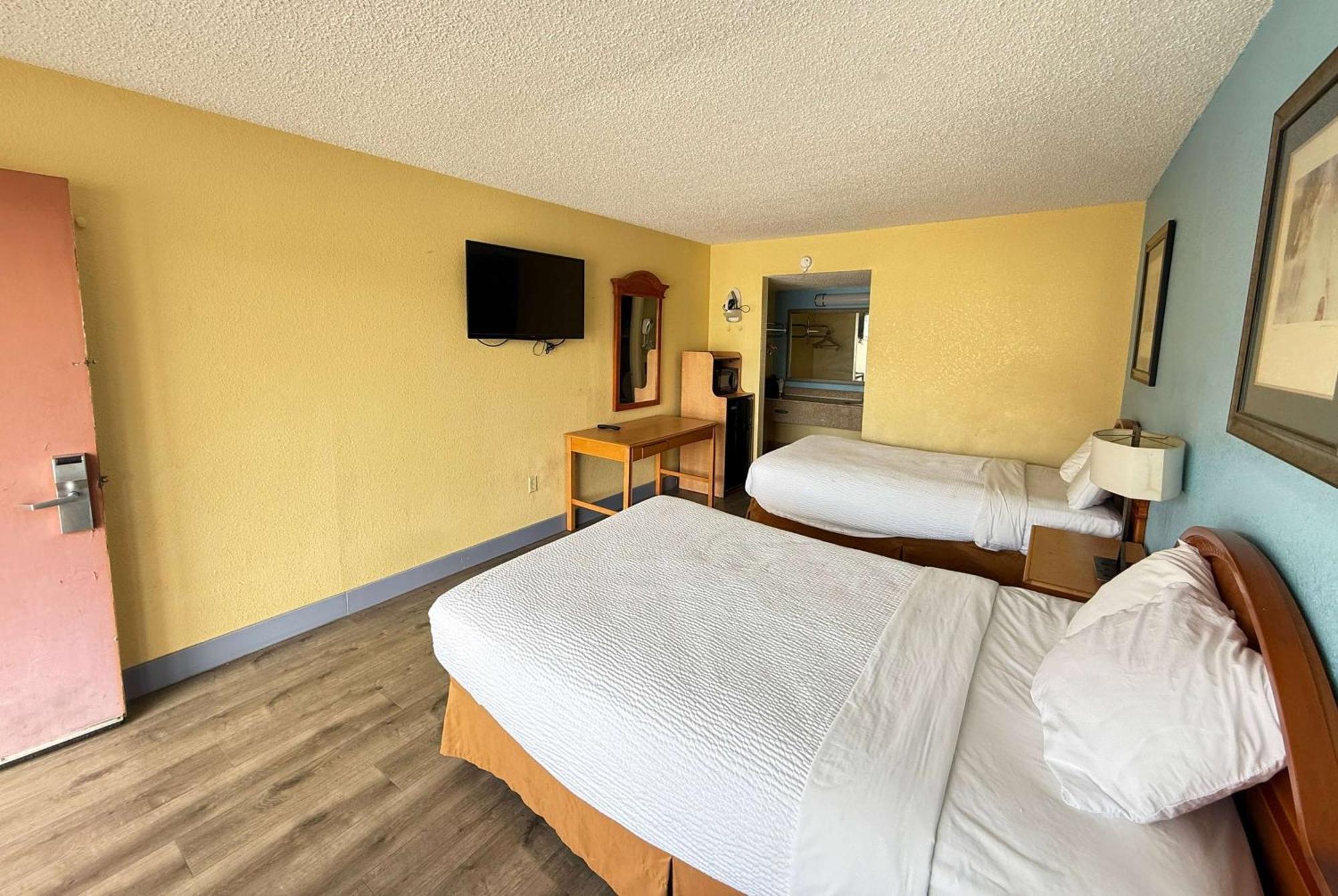Days Inn By Wyndham Ruther Glen Kings Dominion Area Exterior foto
